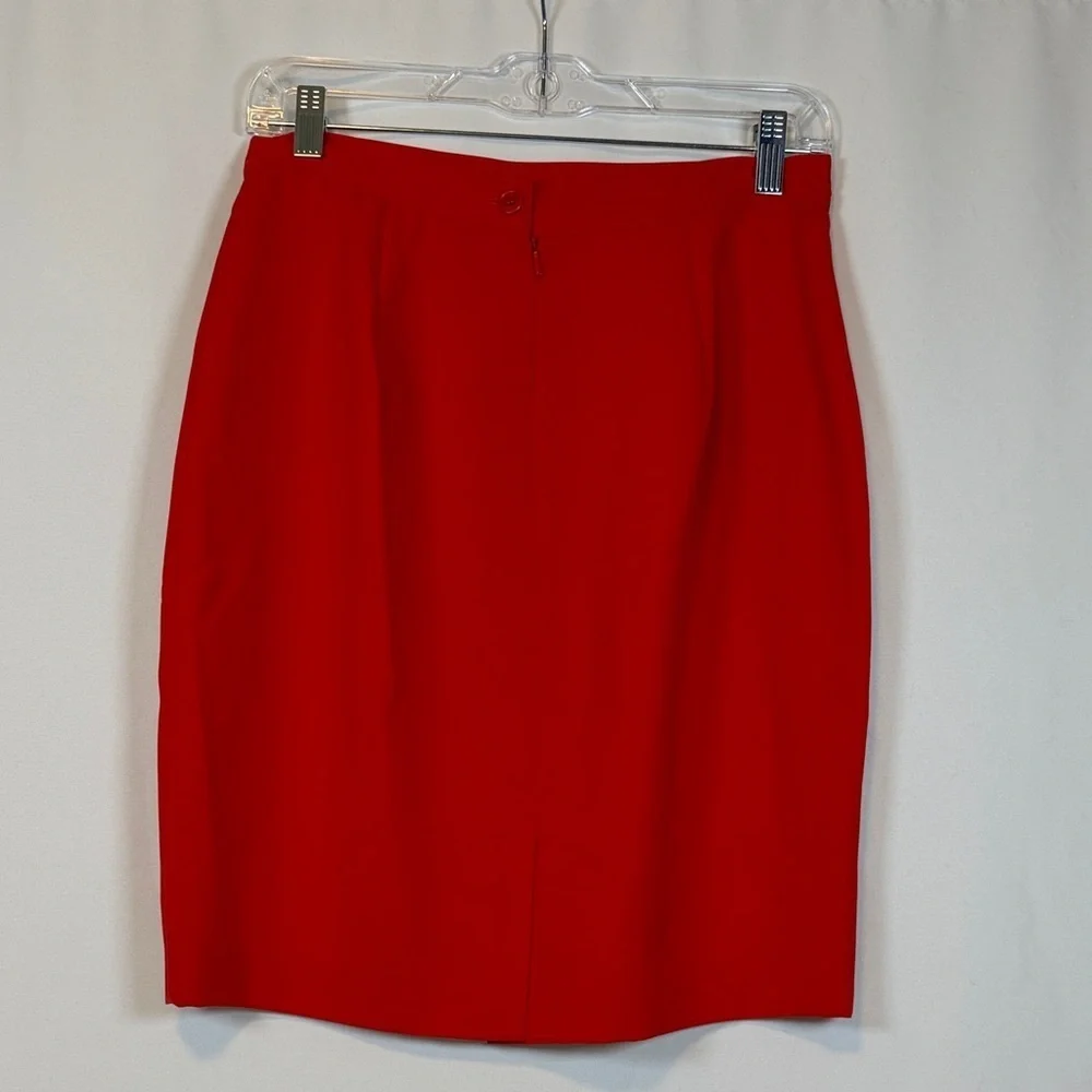 VotreNom NWT Red Skirt for Women Size Petite 42 (European Size)